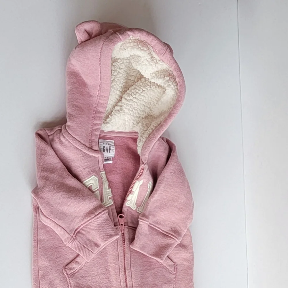 Baby Gap Baby girl sherpa hooded jumpsuit warm jacket hoody size 0- 3 months